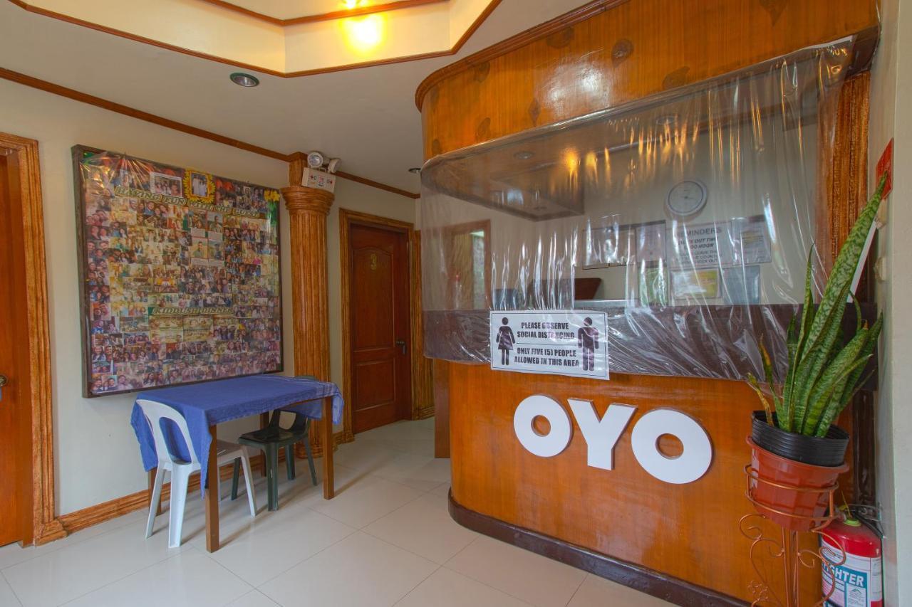 Oyo 788 Lisa'S Guesthouse Moalboal Dış mekan fotoğraf