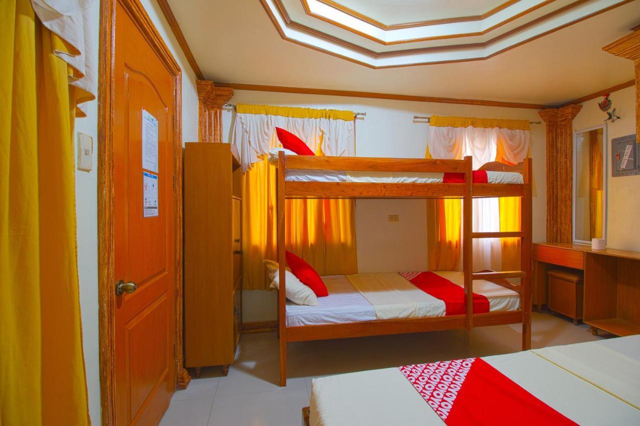 Oyo 788 Lisa'S Guesthouse Moalboal Dış mekan fotoğraf
