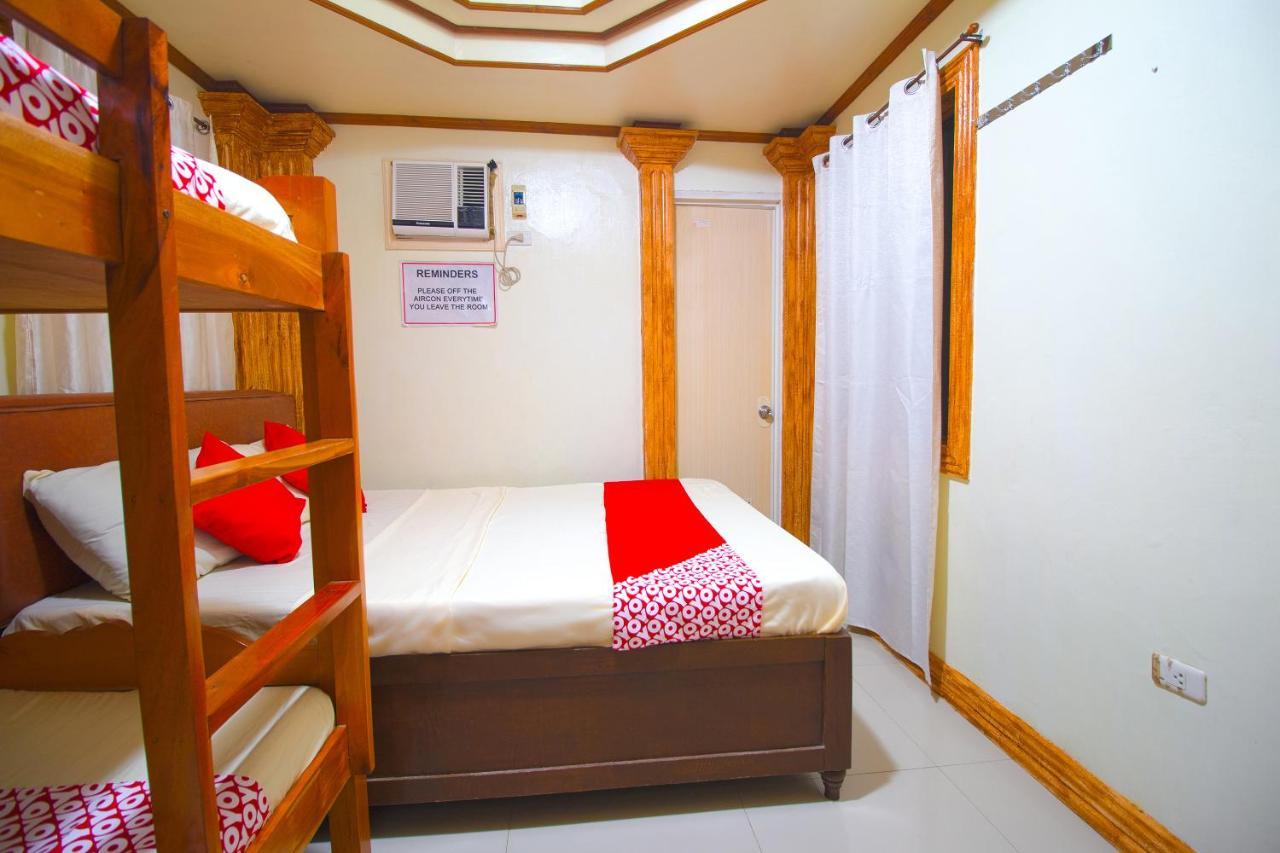 Oyo 788 Lisa'S Guesthouse Moalboal Dış mekan fotoğraf