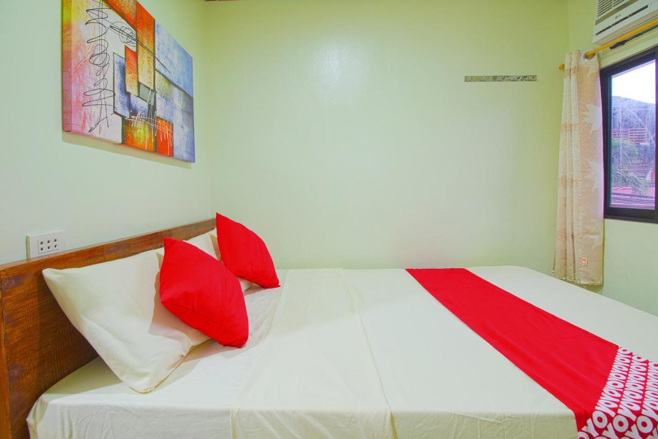 Oyo 788 Lisa'S Guesthouse Moalboal Dış mekan fotoğraf